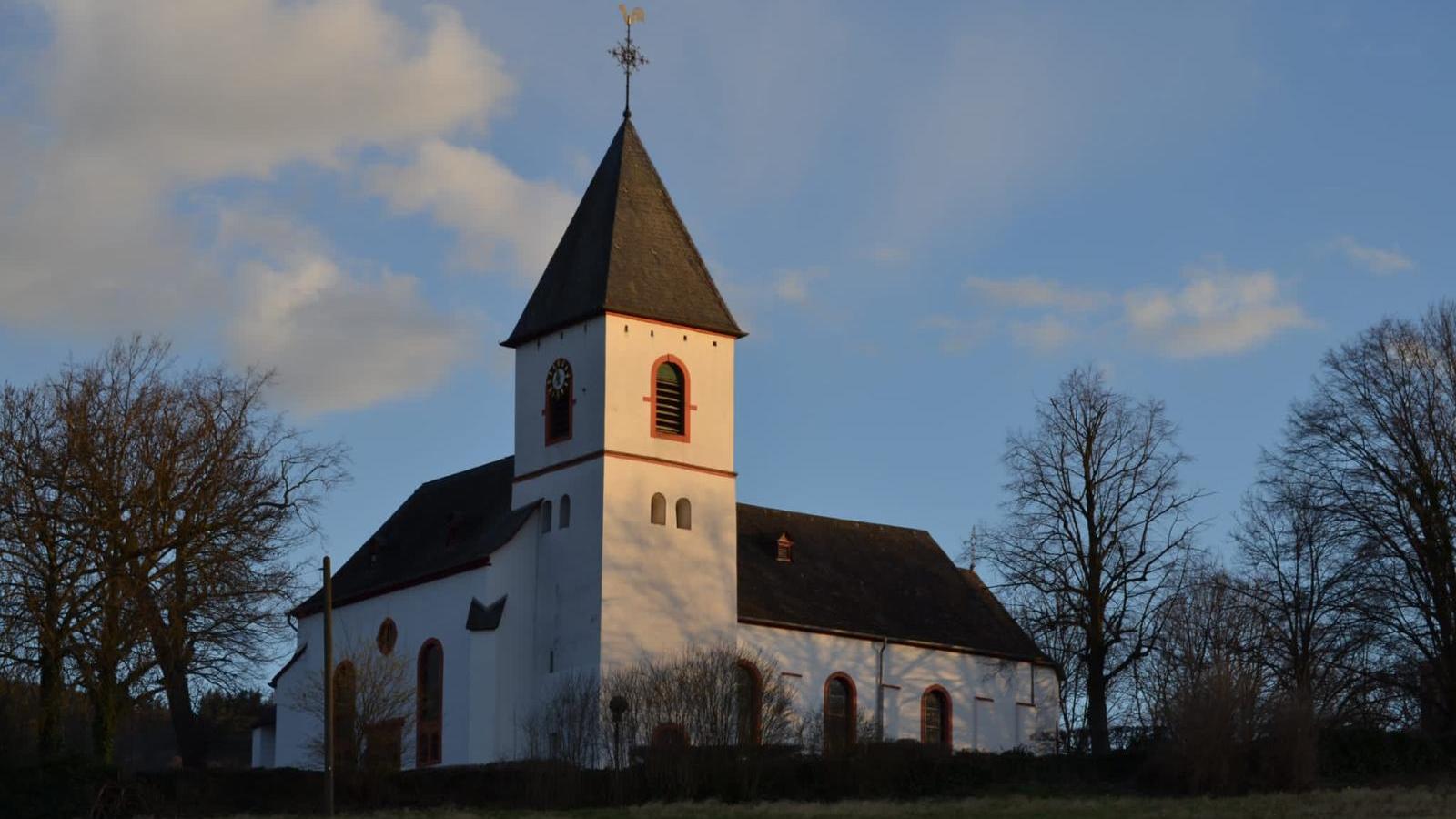 Kirche Riol