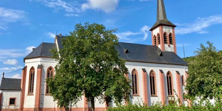 2026-05-06 Kirche Fell