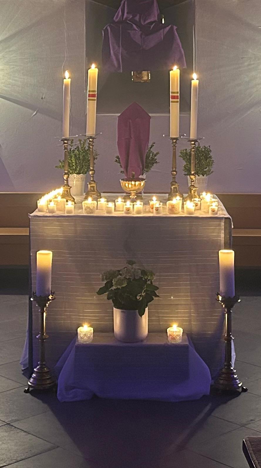 Feier des Letzten Abendmahls in Föhren