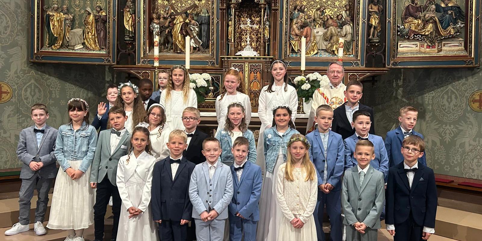 Feierliche Erstkommunion in Schweich
